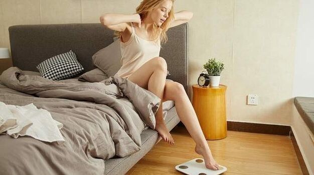 losing weight every day in a week of weight loss